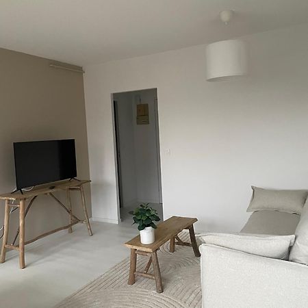Apartamento Au Coeur De La Ponetie Aurillac Exterior foto